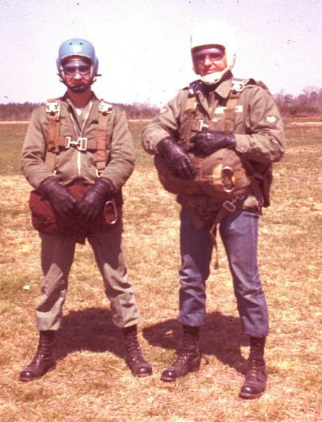 SP/4 skydivin 1961