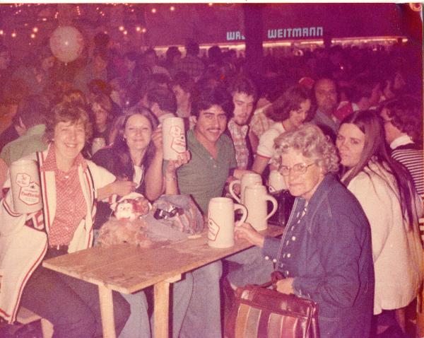 Oktoberfest Munich 1975 b.