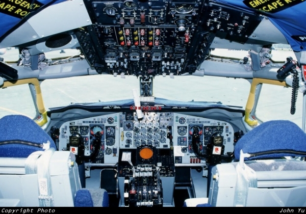 Cockpit of a typical 940 AREFG Tanker